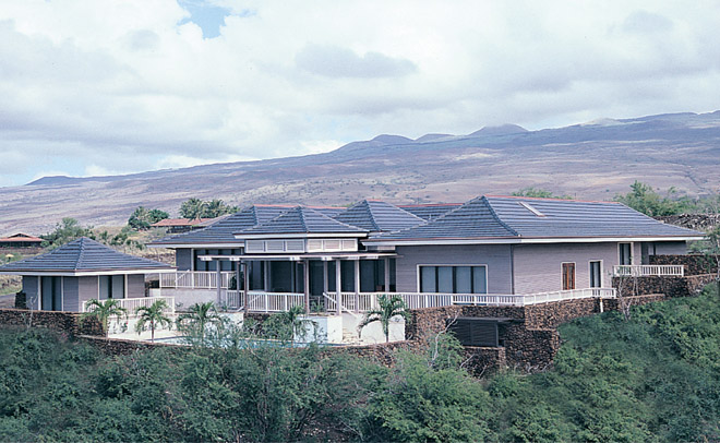 MF108 Flat clay roof tile in C23 Metallic Silver on home in Manua Kea Fairways, Hawaii